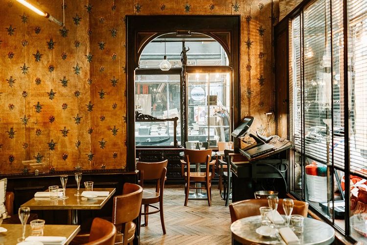 Your Guide to Paris Bistros With an Elevated Experience